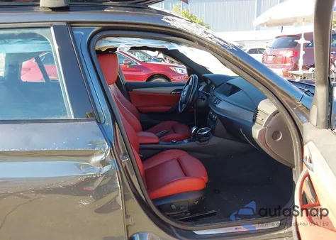 2014 BMW X1 xDrive28I from USA, damaged, VIN WBAVL1C5XEVY12651